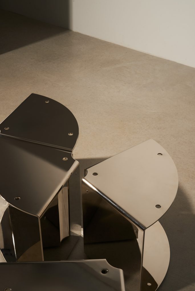 LELLO NICKEL PLATED modular table in nickel-plated aluminium - view 2