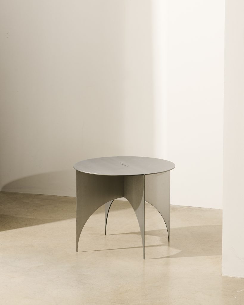 LINO side table in satin aluminium - view 3